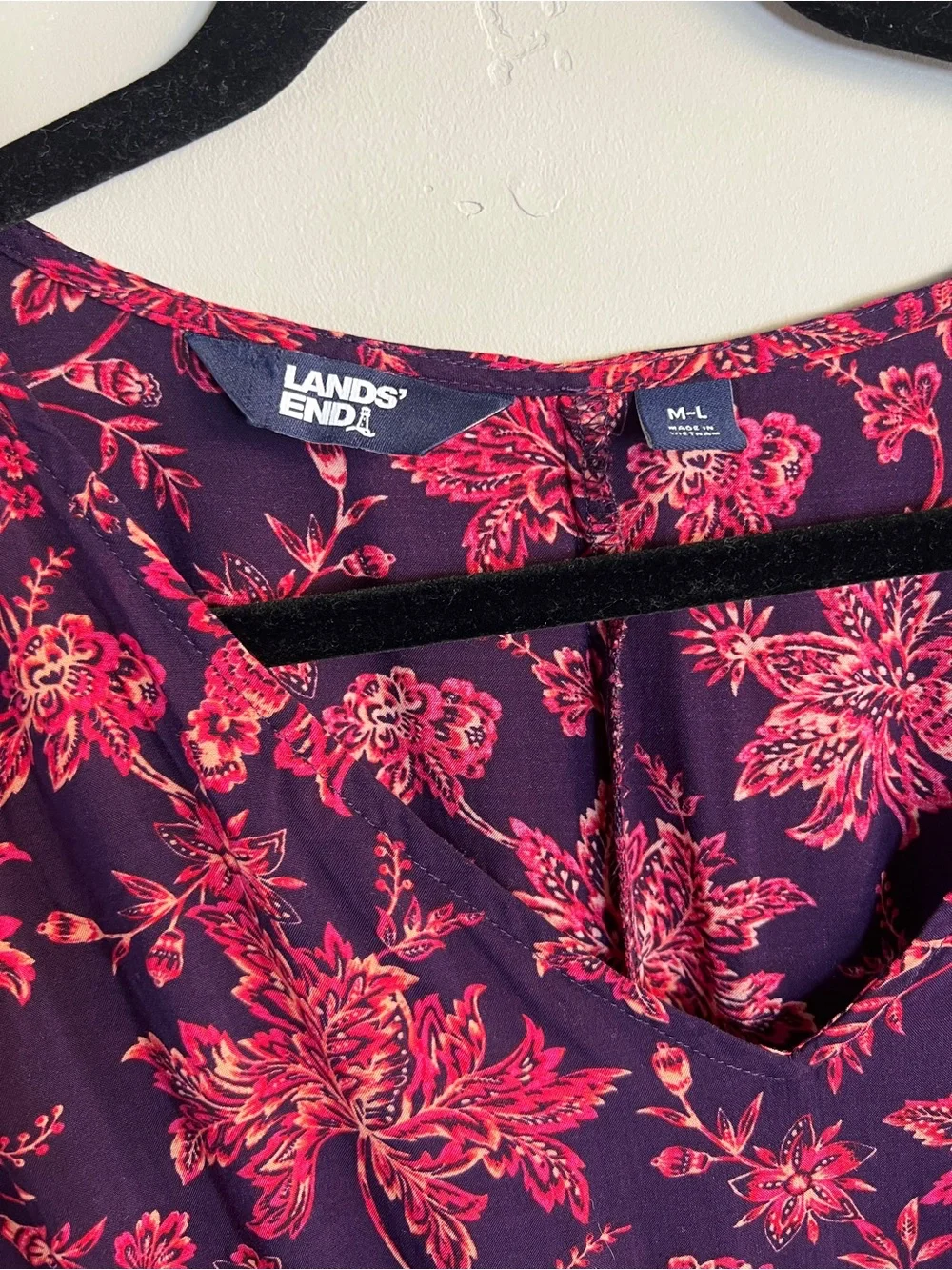 Lands End Medium/Large Purple Magenta Light Rayon Travel vacay swimsuit coverup